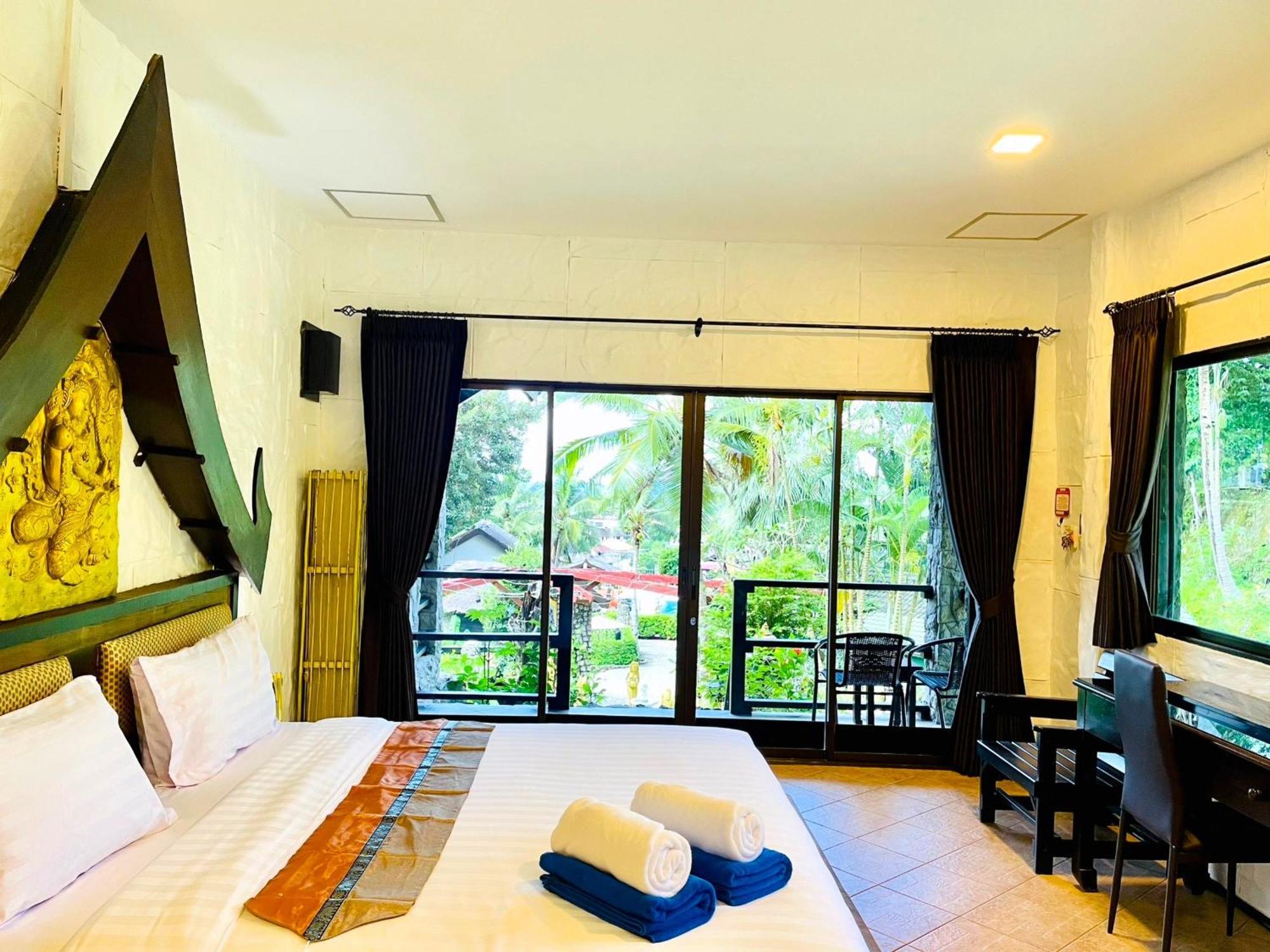 Boomerang Village Resort Kata Екстериор снимка